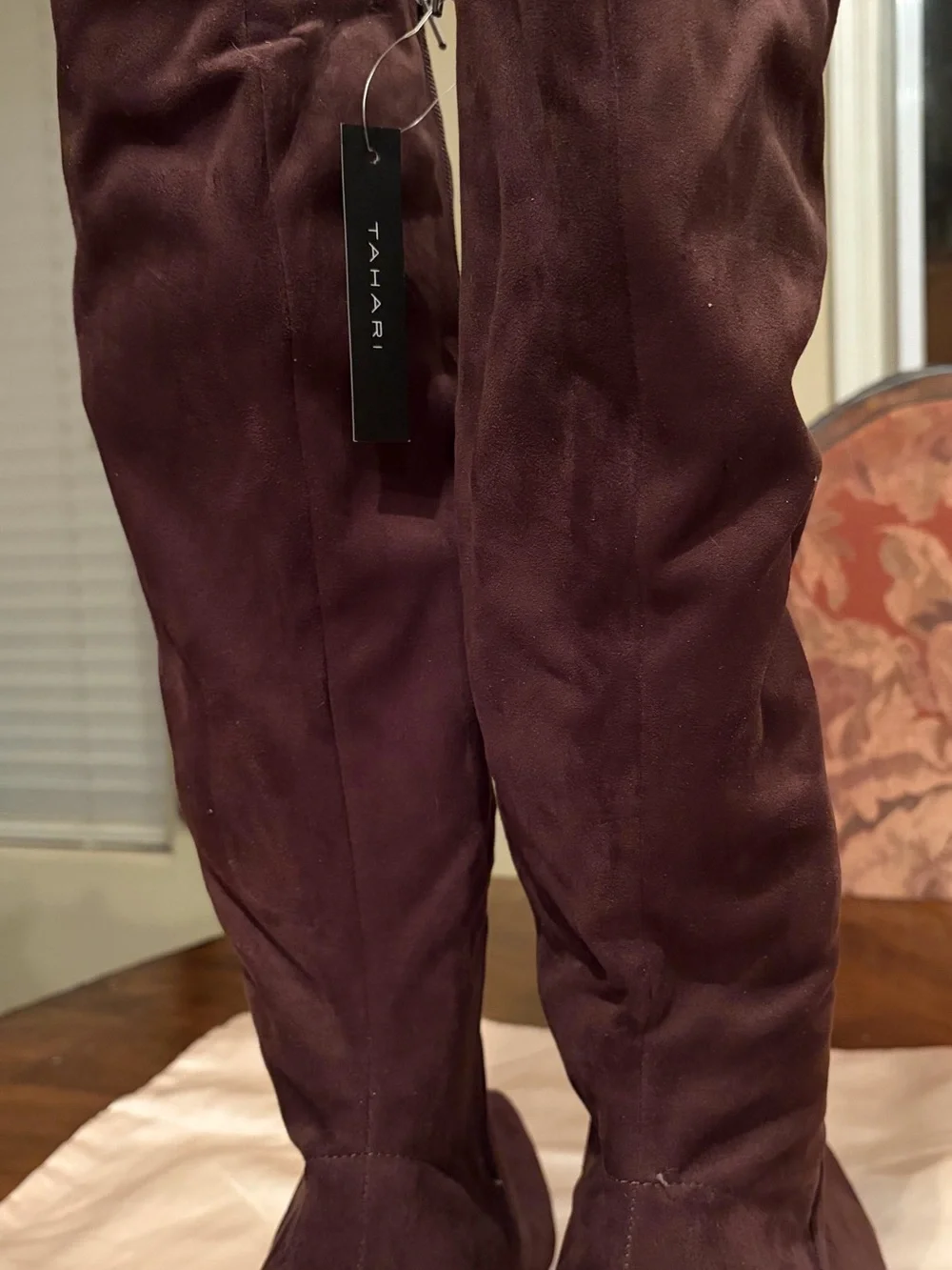 Tahari NWT Over-the-Knee Boots Chocolate Brown Pointed Toe Size 9M